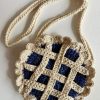 Tas Slempang Rajut